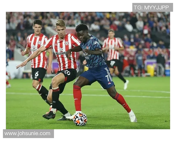 成都排球队边路渗透战术解析与热点解读 成都排球队边路渗透战术解析与热点解读