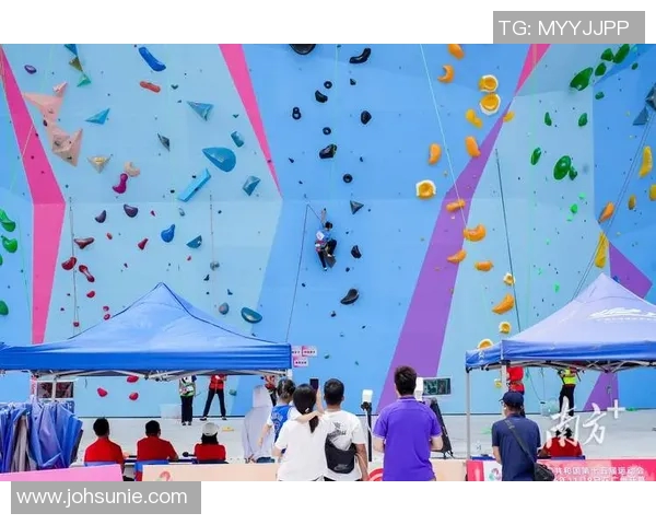 重庆攀岩队在全国运动攀岩技术排行榜中荣获第八名展现实力与潜力